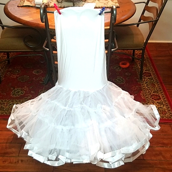 Dresses & Skirts - Nwot Wedding dress skirt hoop